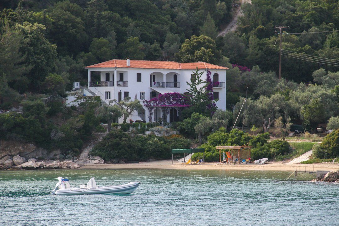 luxury celebrity villa by the sea